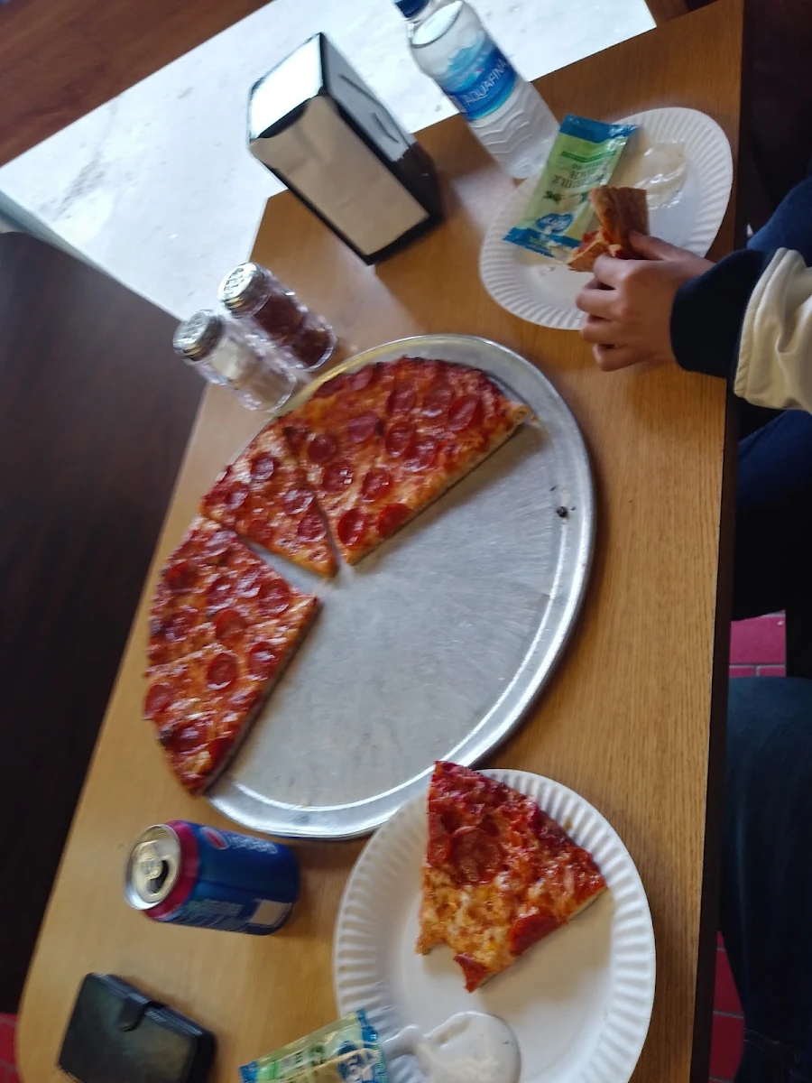 Classic Pepperoni Pizza