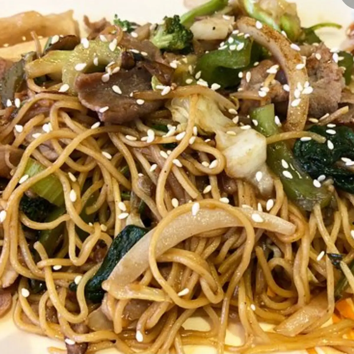 Fried Noodles with Seafood
