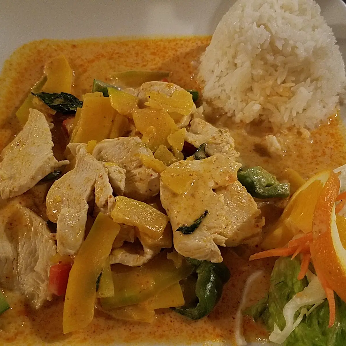Yellow Curry Chicken - Platter