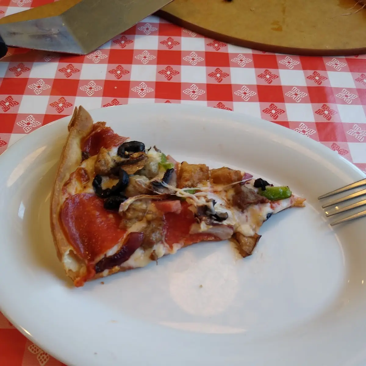 Super Supreme Thin Crust Pizza