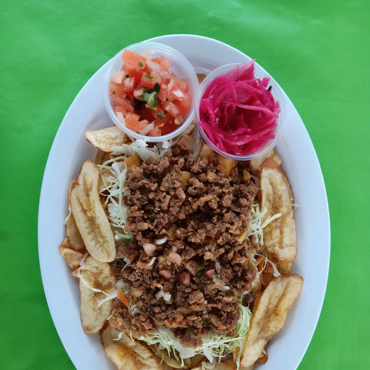 Carne Molida Con Tajadas de Banano Verde