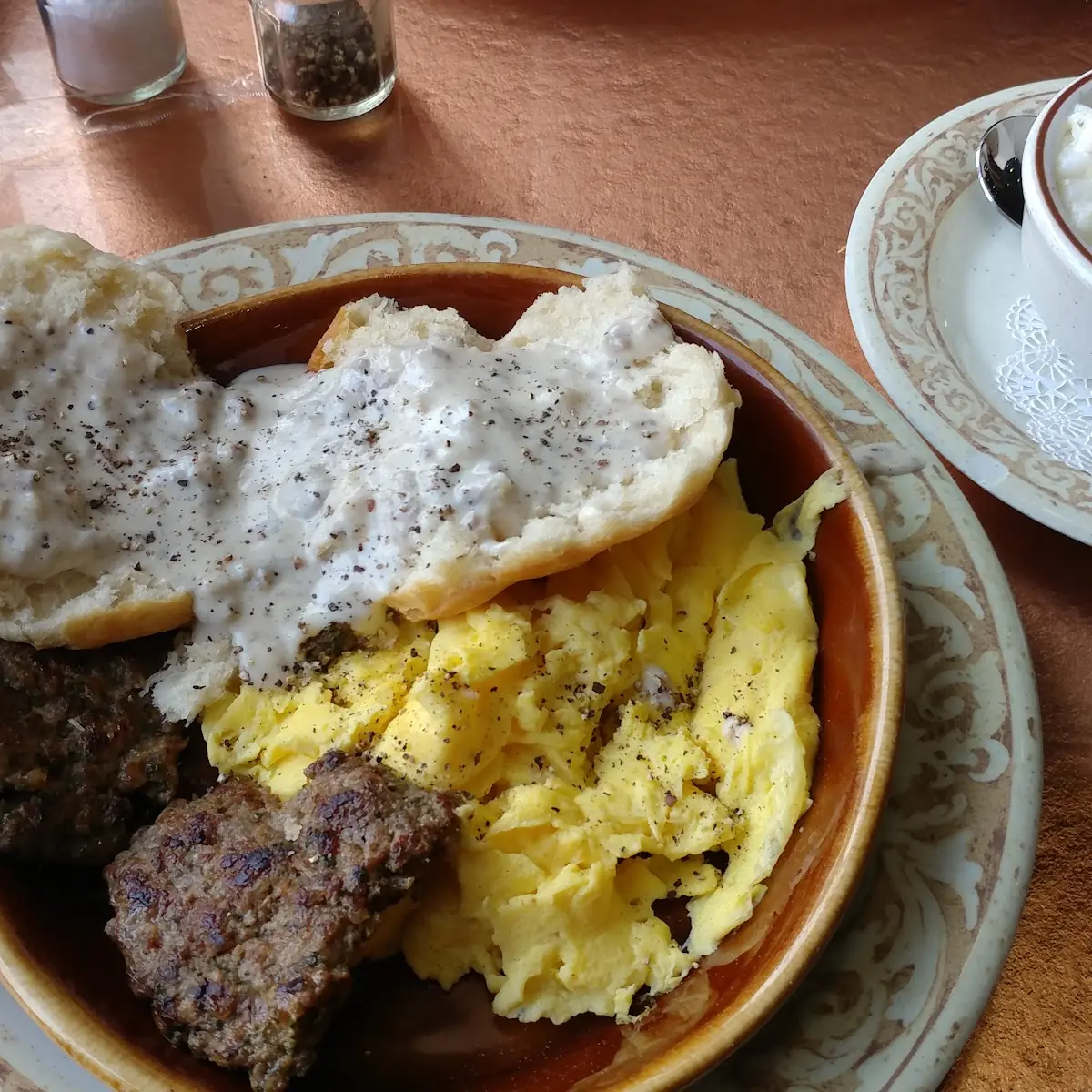 Biscuits & Gravy Platter