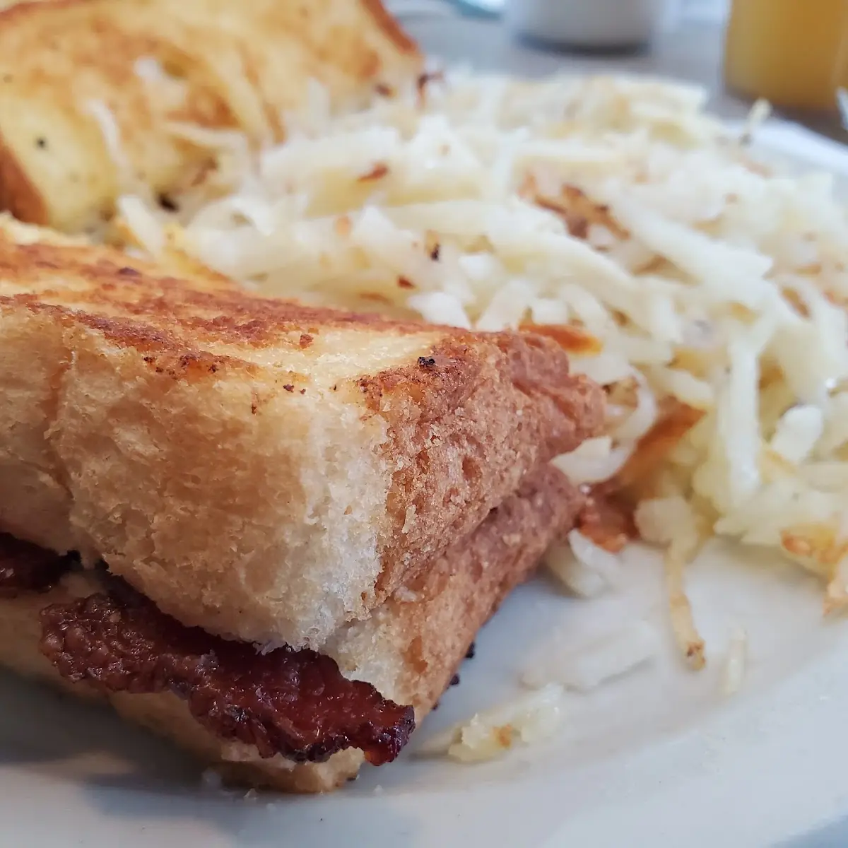 Bacon Grilled Cheese and Hashbrowns