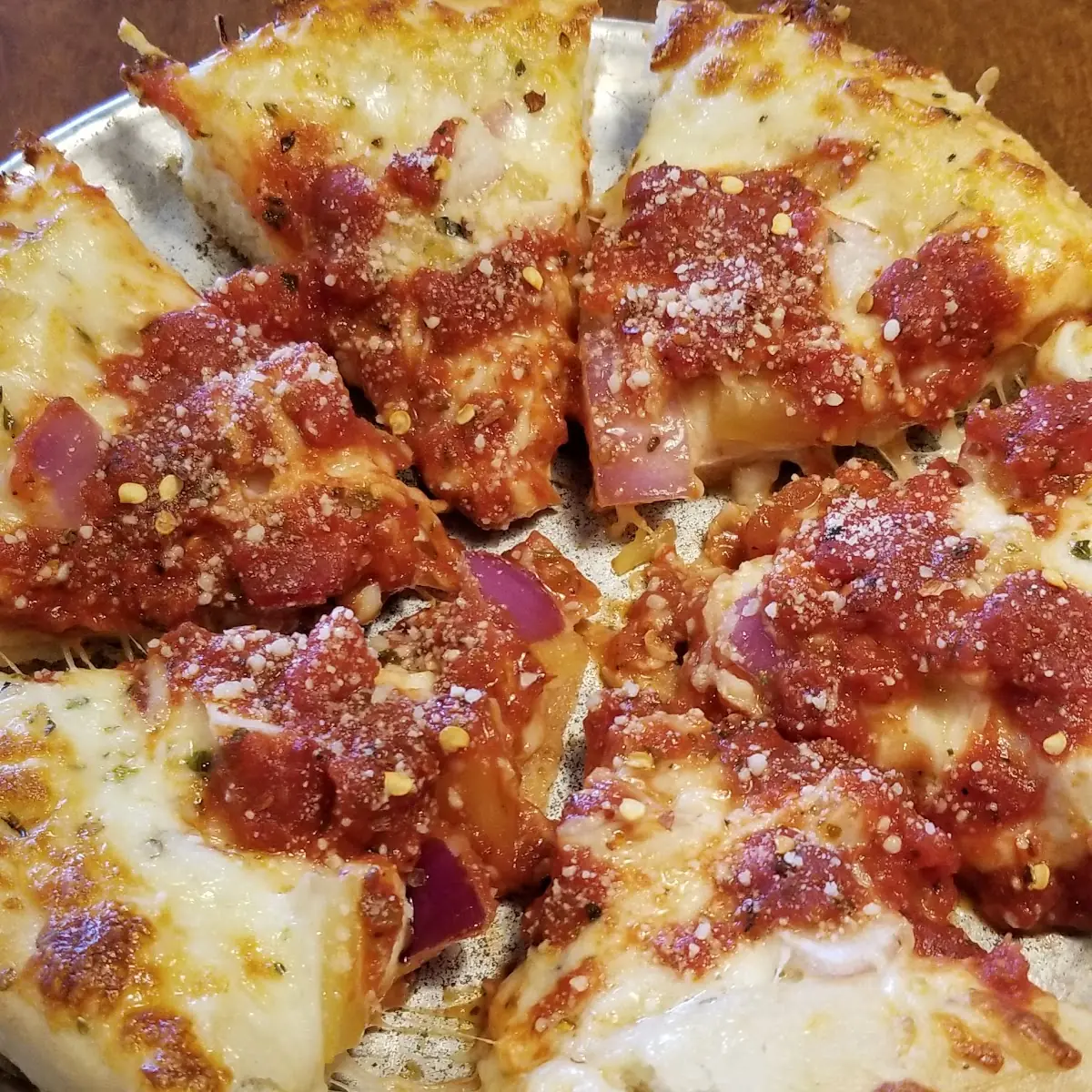 Chicago Style Deep Dish Pan Pizza