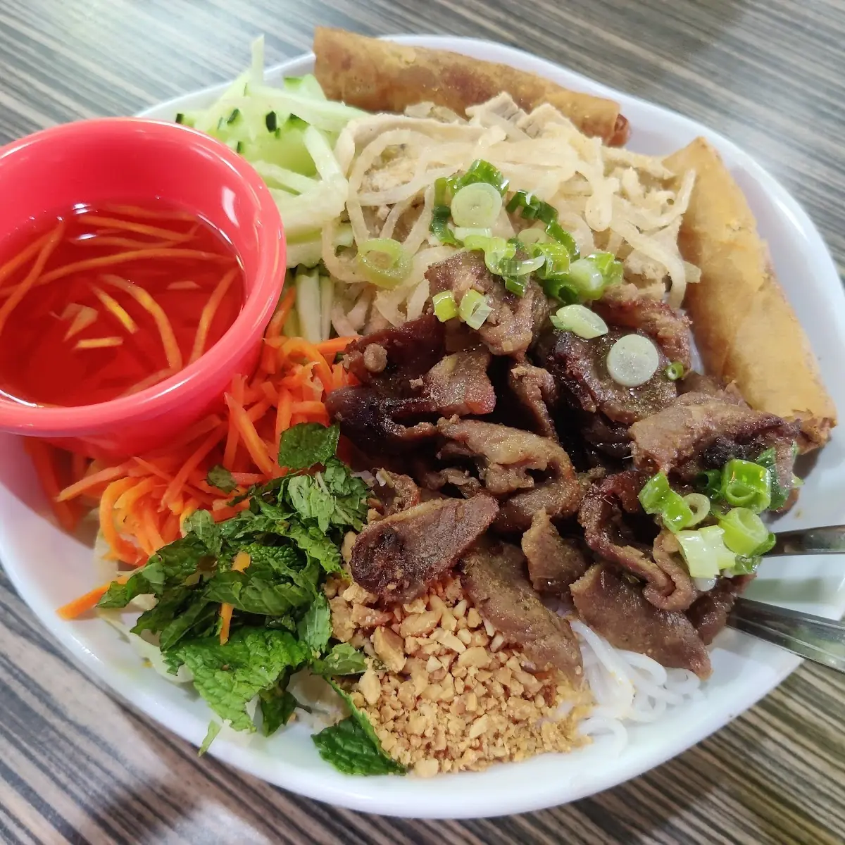 Vermicelli with Grilled Shrimp and Spring Rolls