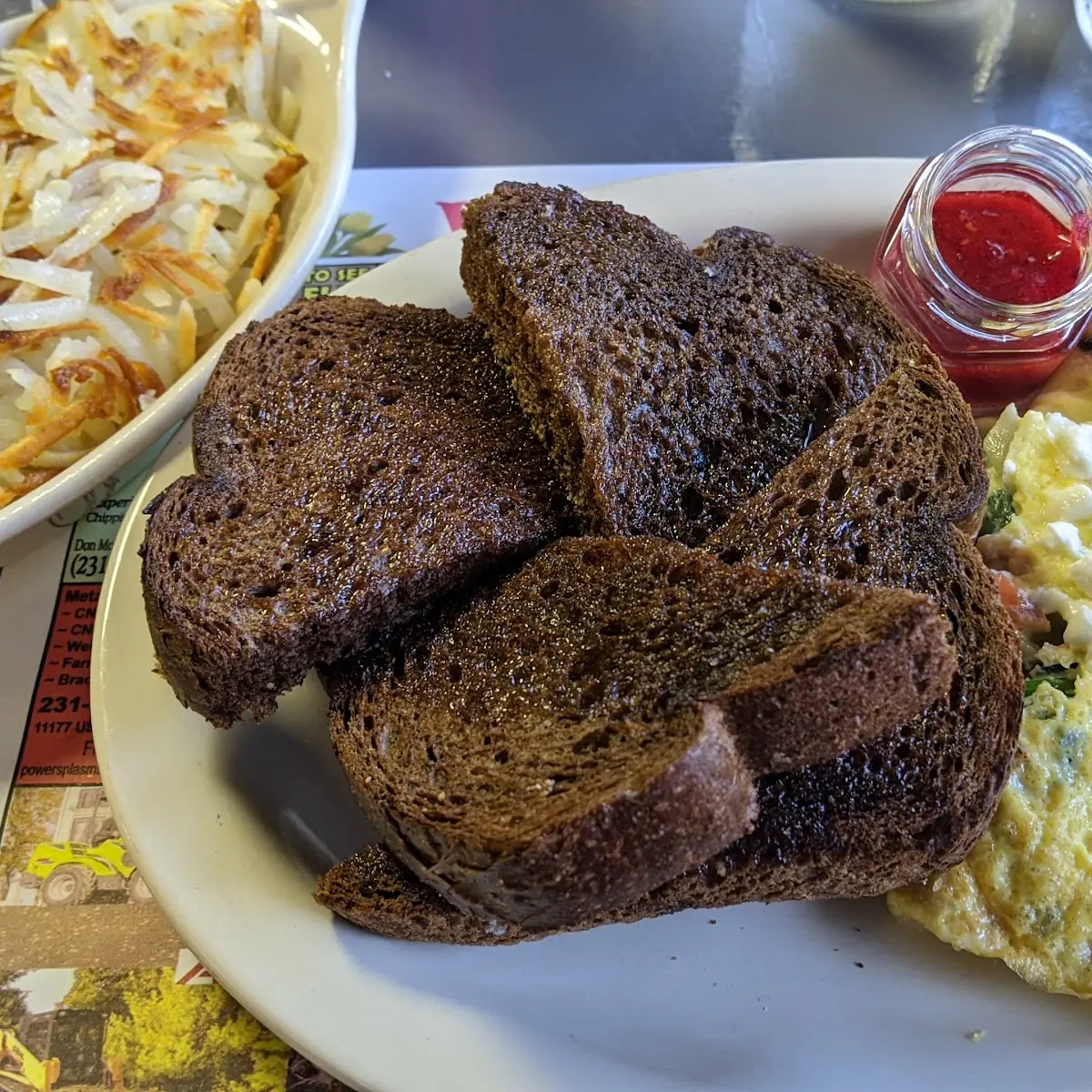 Veggie Omelette with Hashbrowns