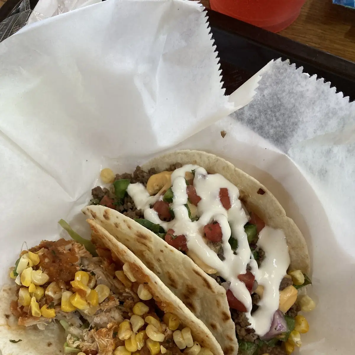 1 Chicken 1 Beef Tacos