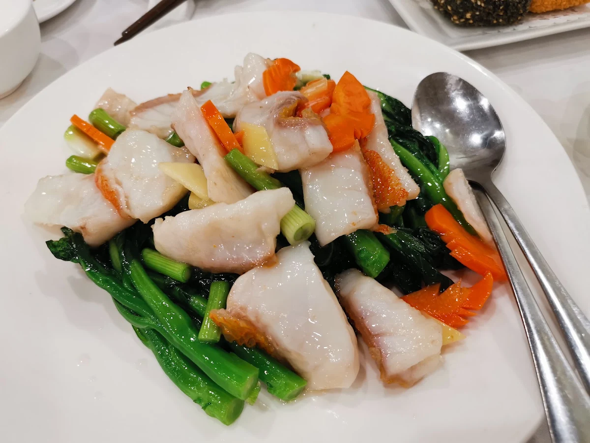 Stir Fried Giant Grouper and Vegetables, Haiyi Seafood Restaurant