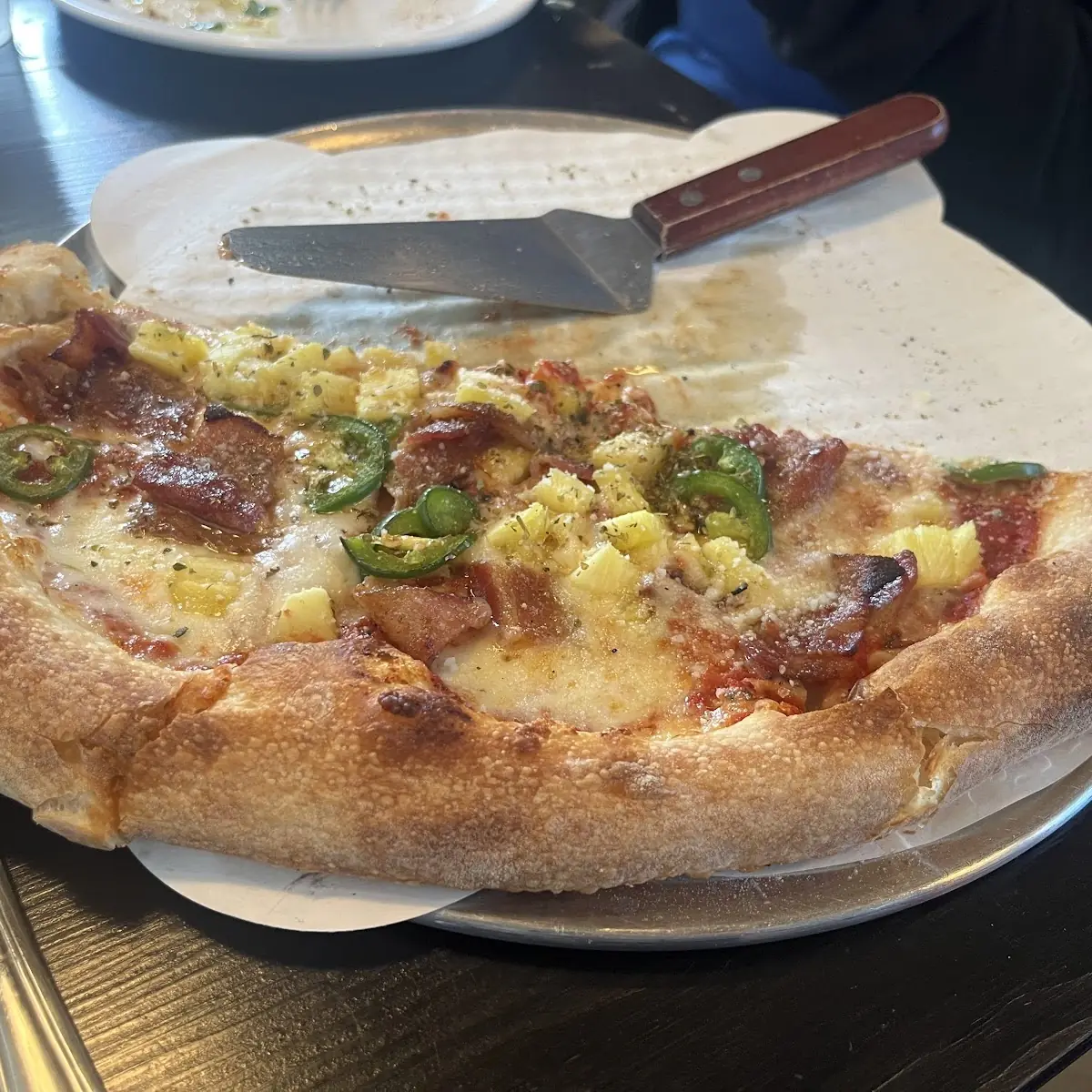 Spicy Hawaiian Pizza