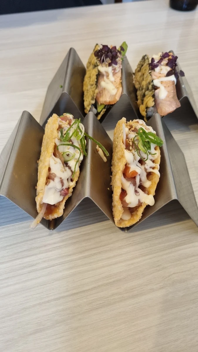 Tanomi Sashimi Taco 1pc, Tanomi Lidcombe
