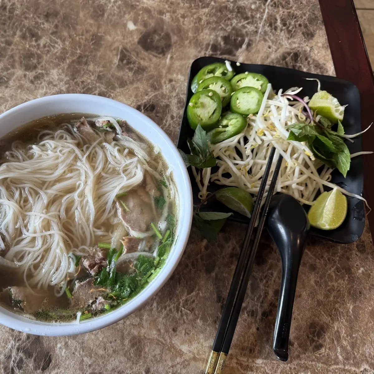 Pho Chin