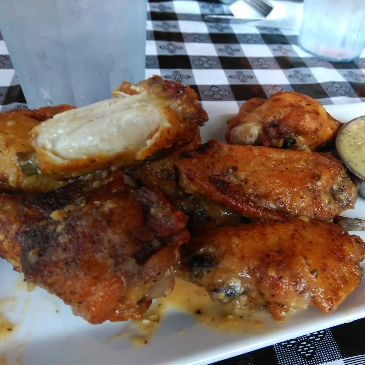 Garlic Parmesan Wings with Garlic Aioli