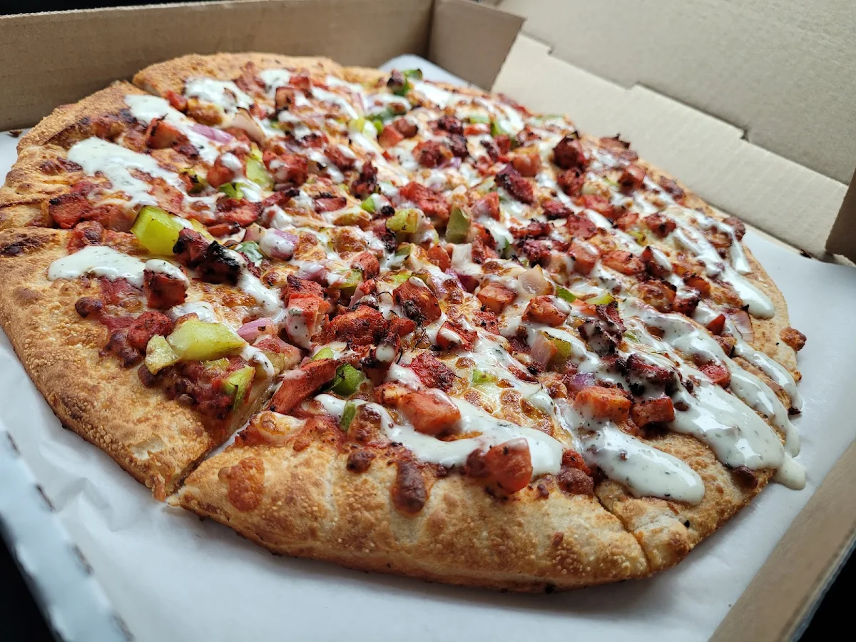 Spicy Tandoori Pizza, LOCAL Pizza