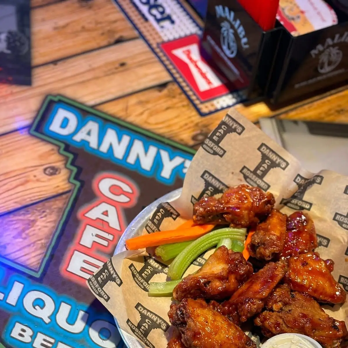Crispy Golden Fried Chicken Wings