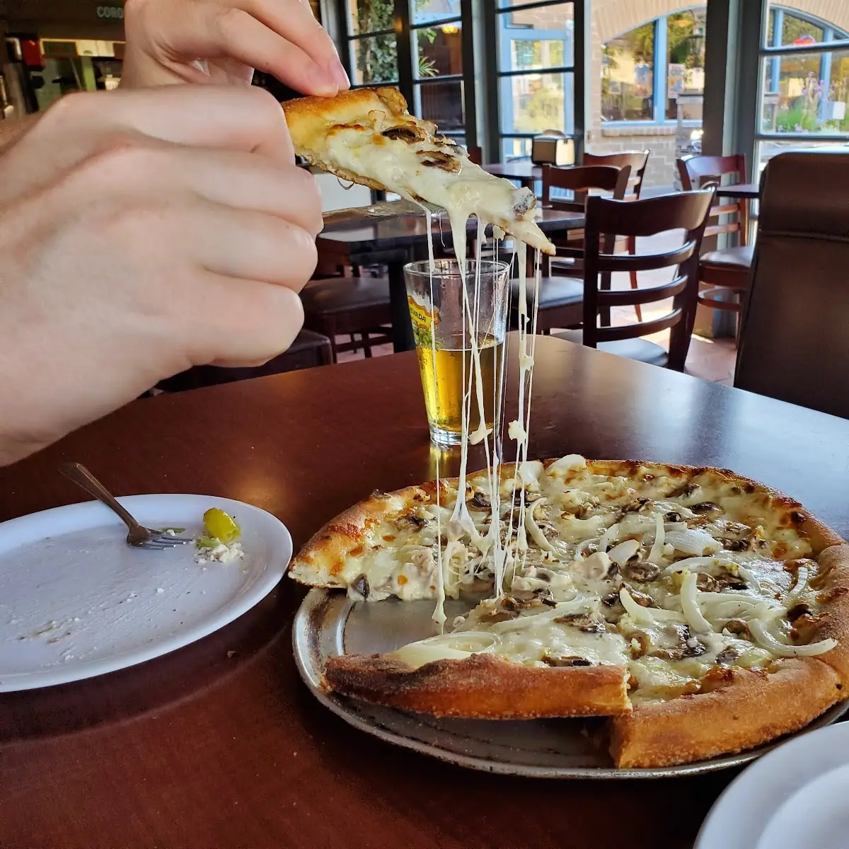 Garlic Chicken Pizza