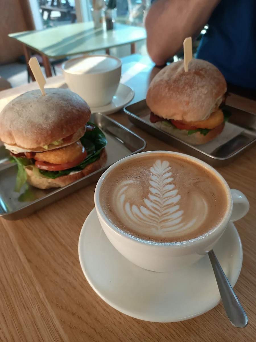 Breaky Burger, Old Maids