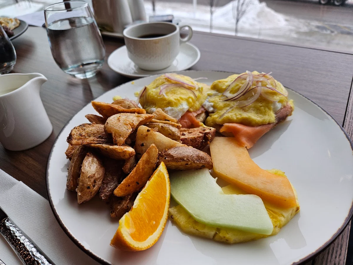 Salmon Eggs Benedict