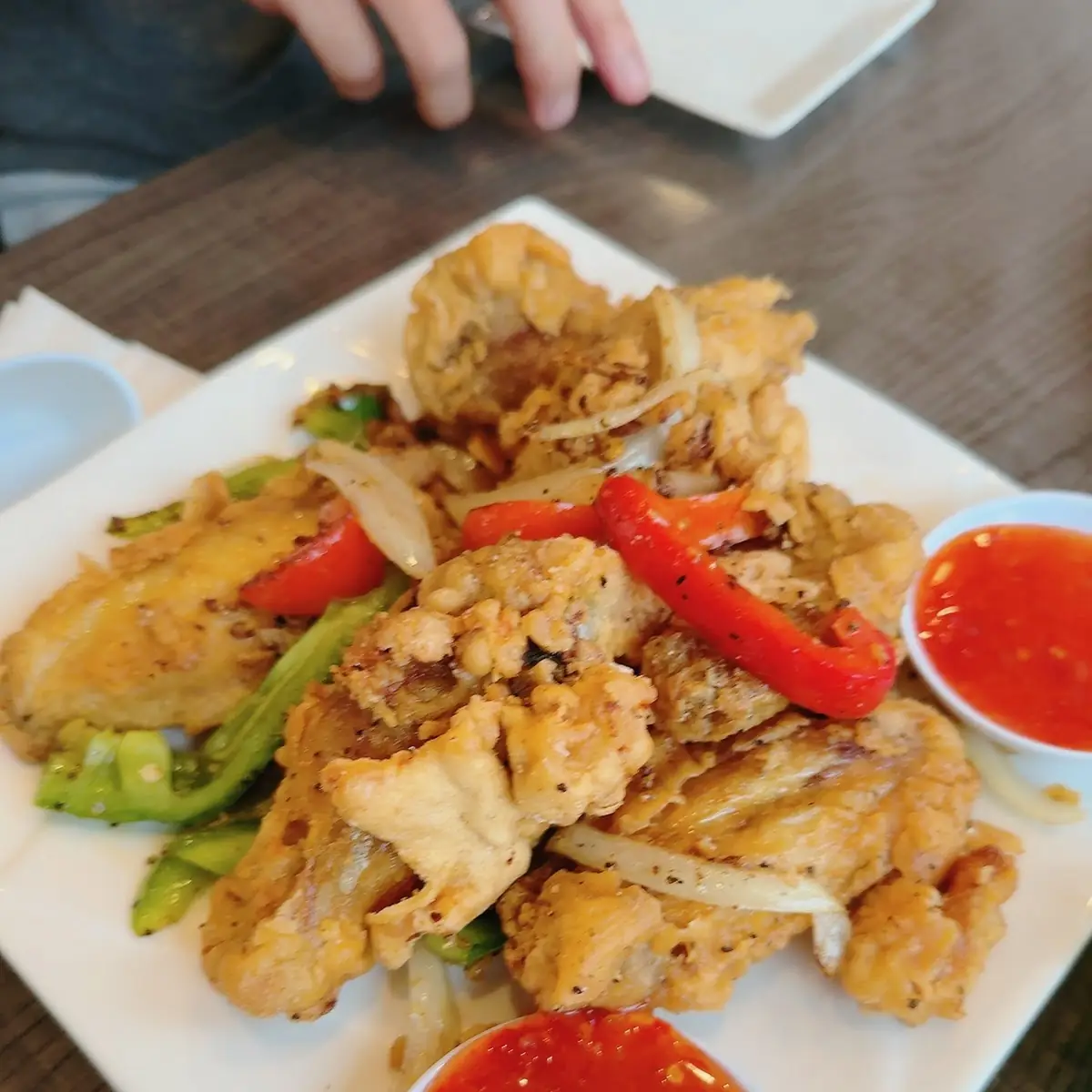 Crispy Garlic Pepper Wings