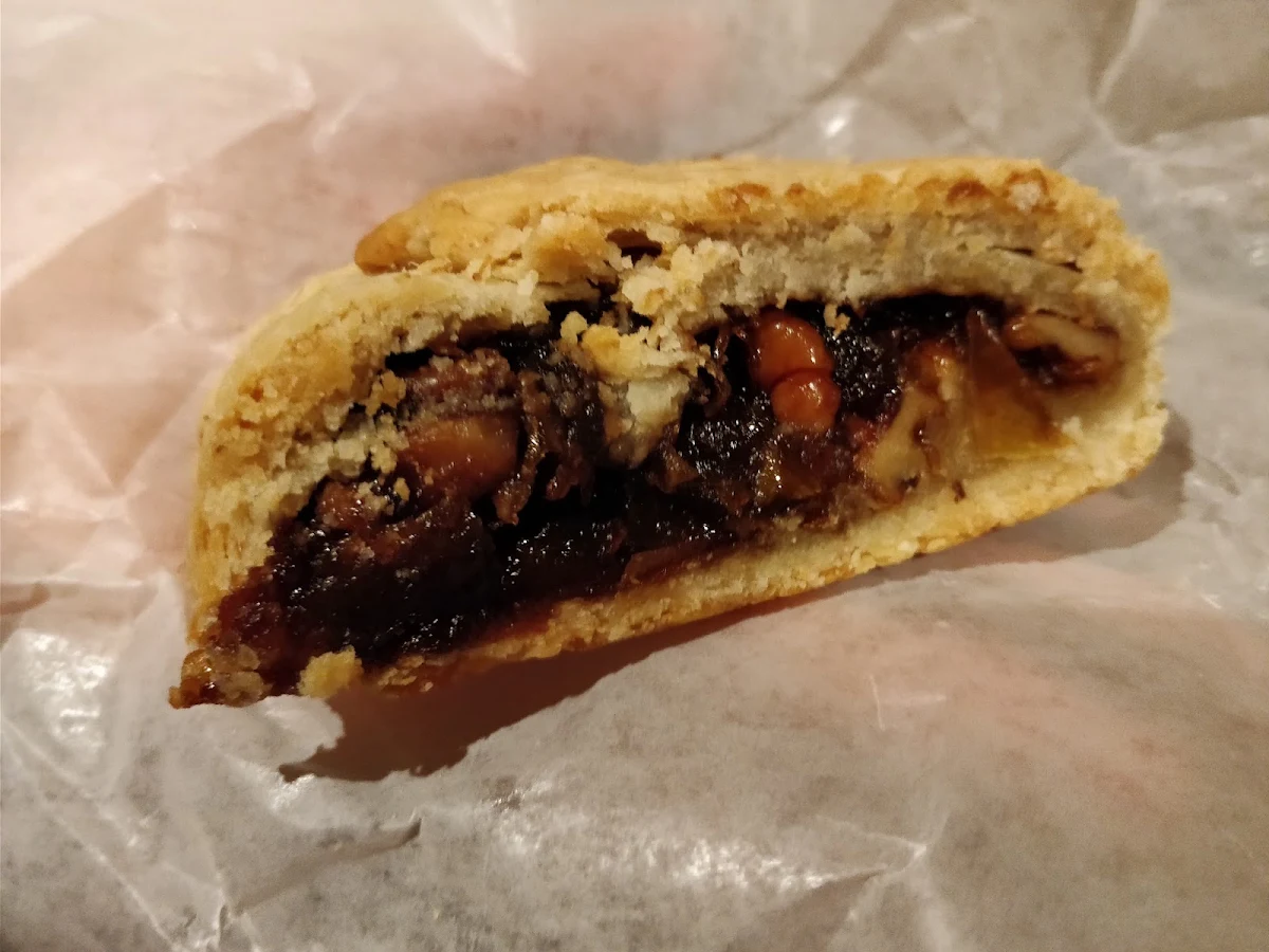 Apple Walnut Pie