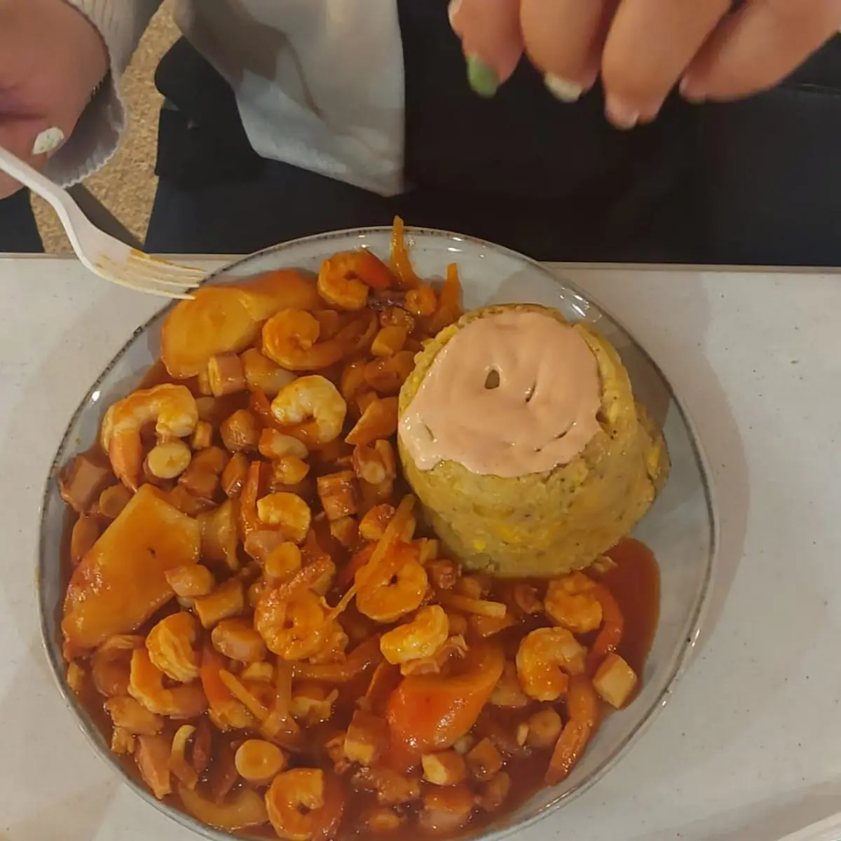 Mofongo Con Mariscos Mixtos En Salsa Criolla