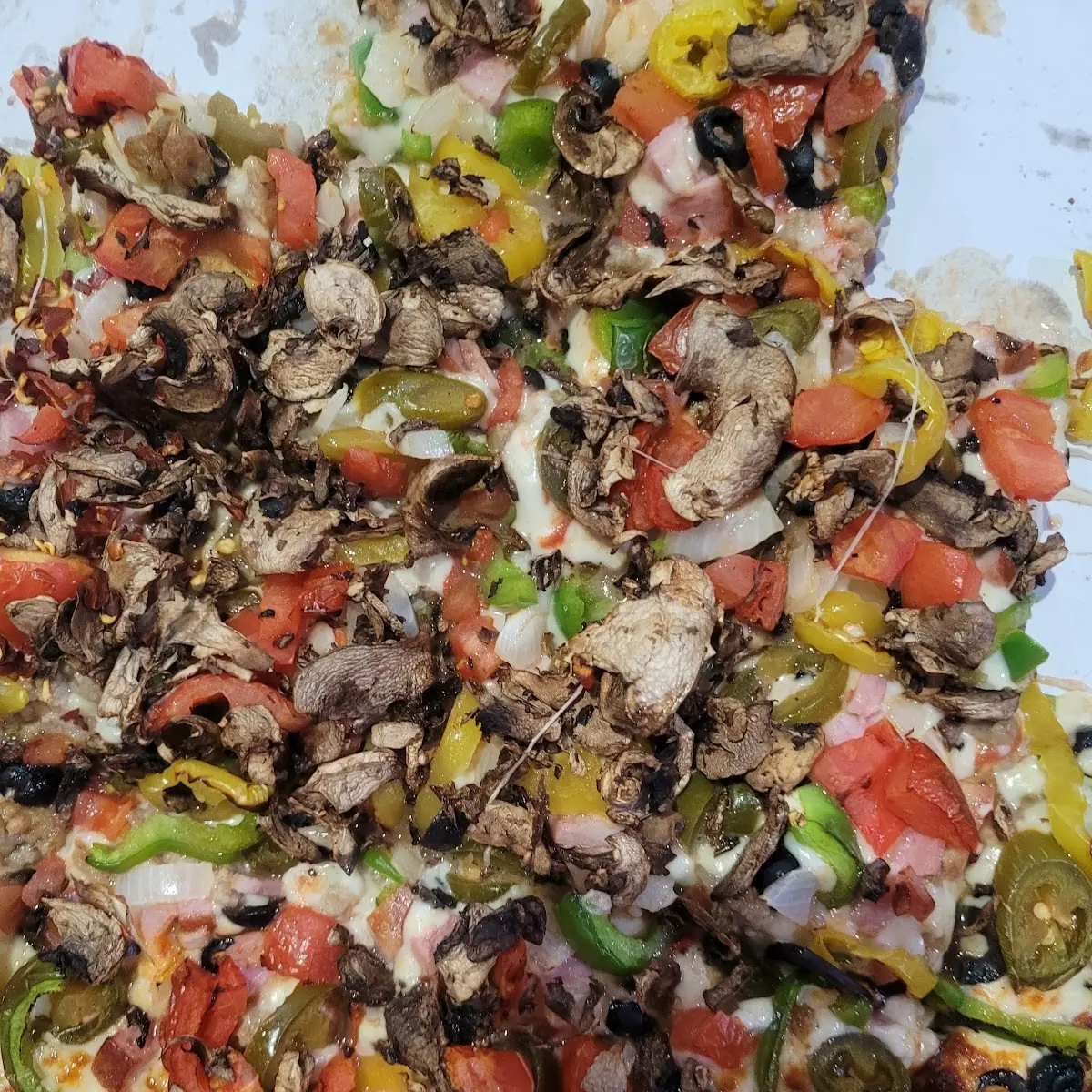 Veggie Pizza Sausage Ham & Jalapeños