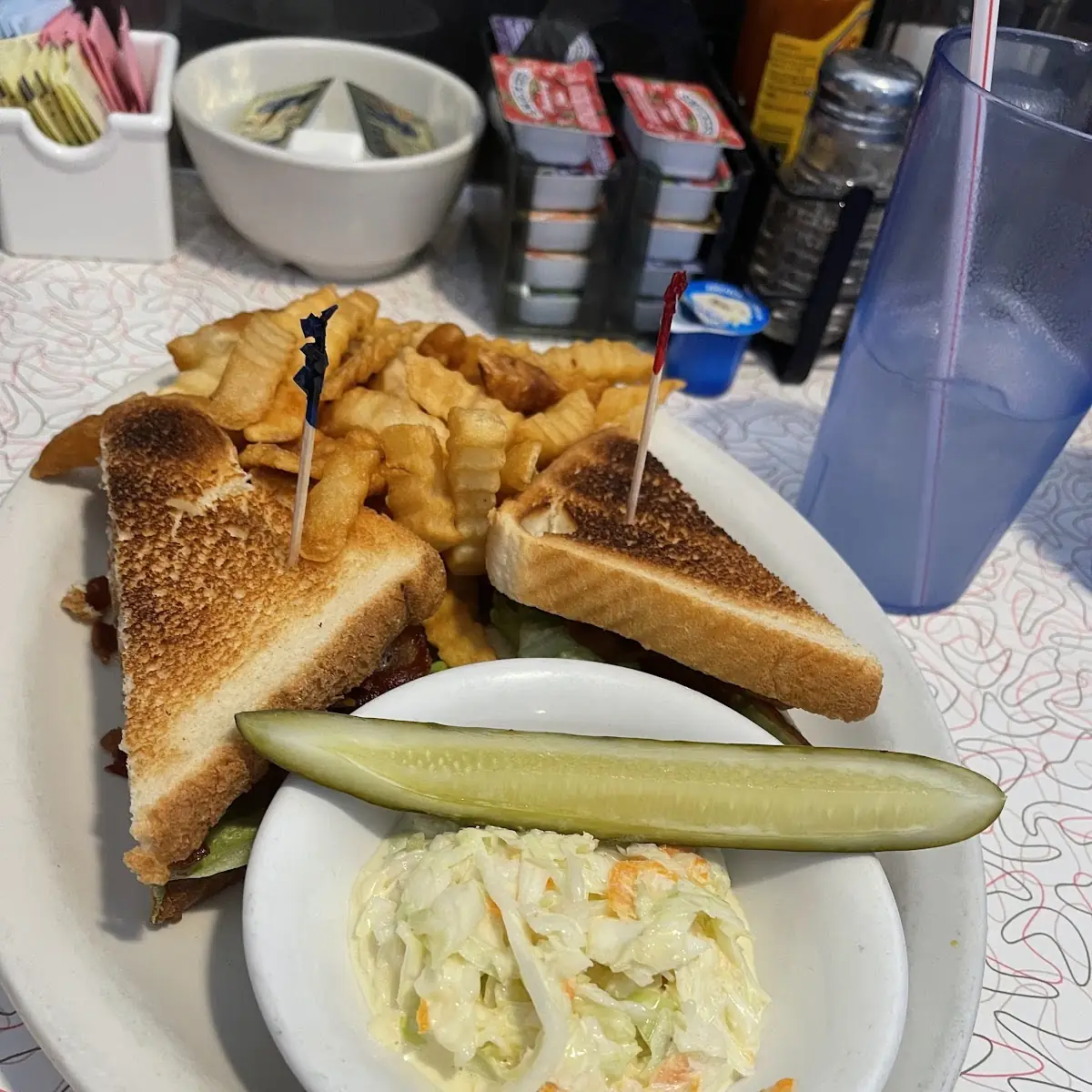 Soup & 1 2 Sandwich