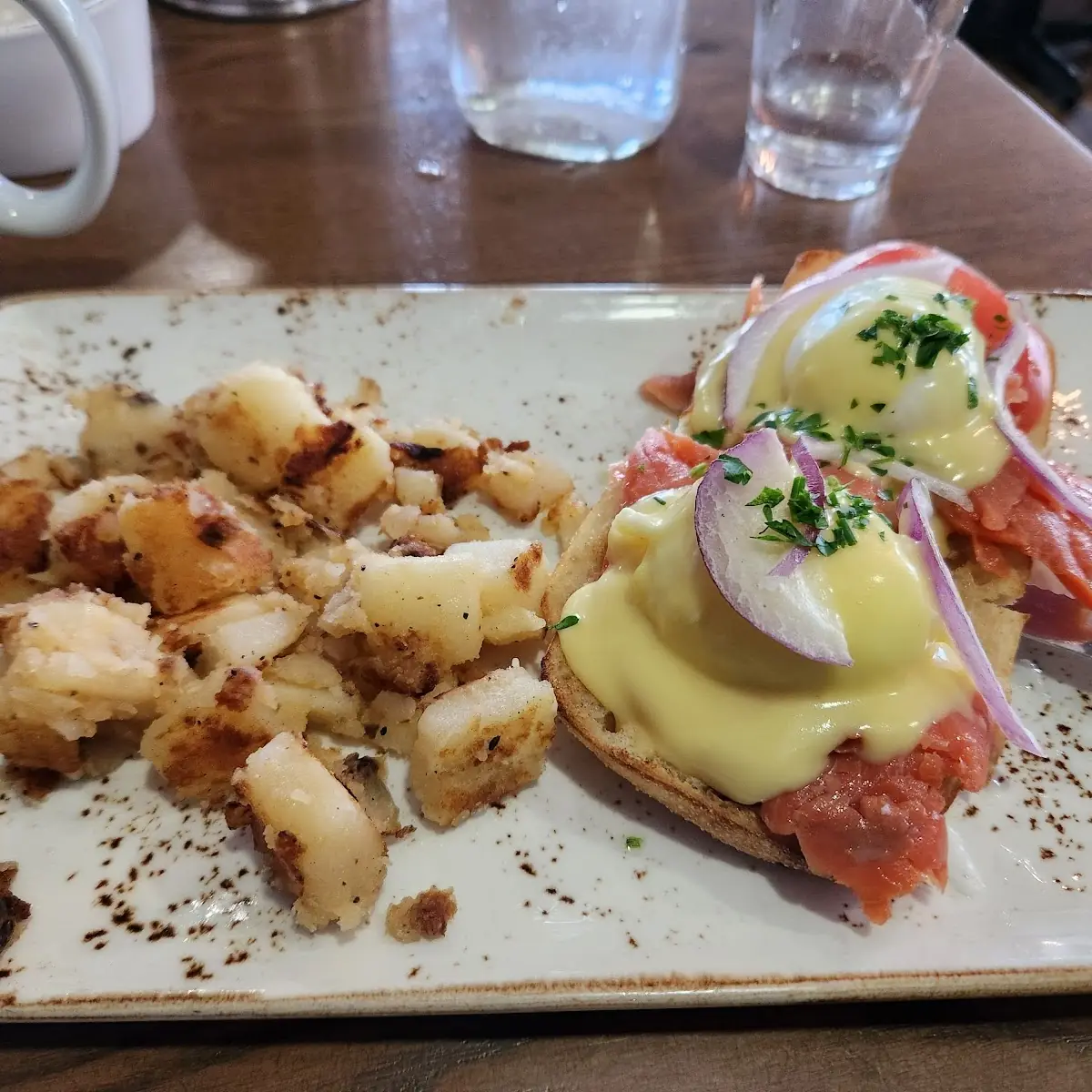 Salmon Benedict