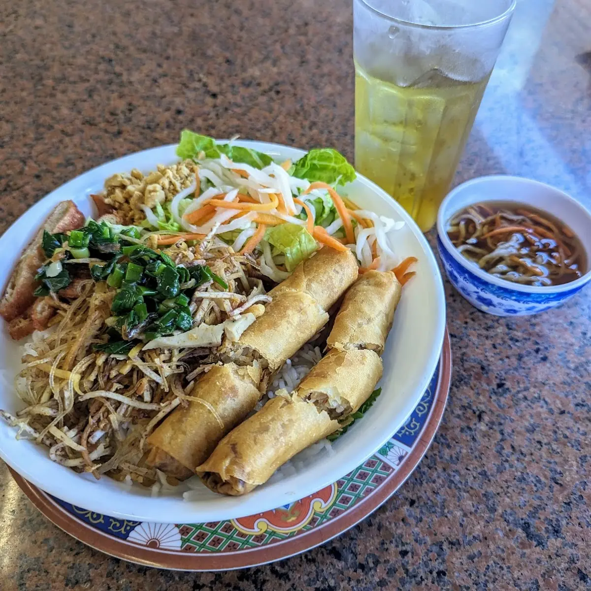 Spring Rolls with Vermicelli