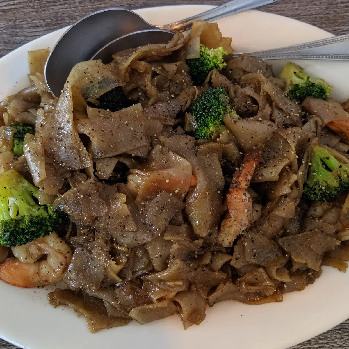 Shrimp Pad See Eiw