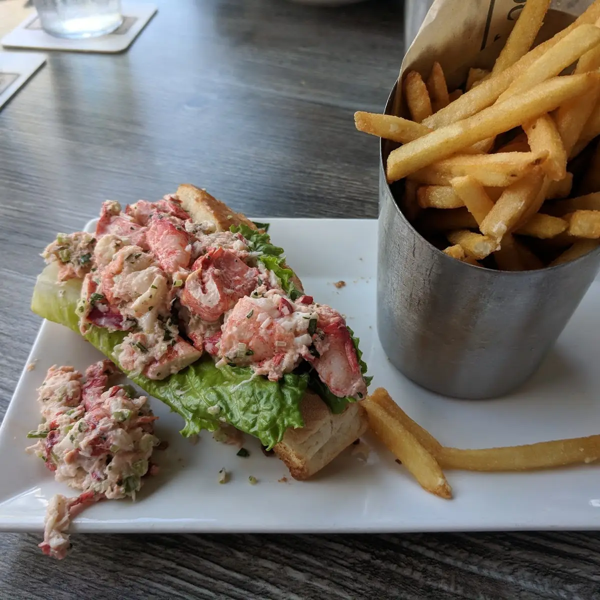 Maine Lobster Roll
