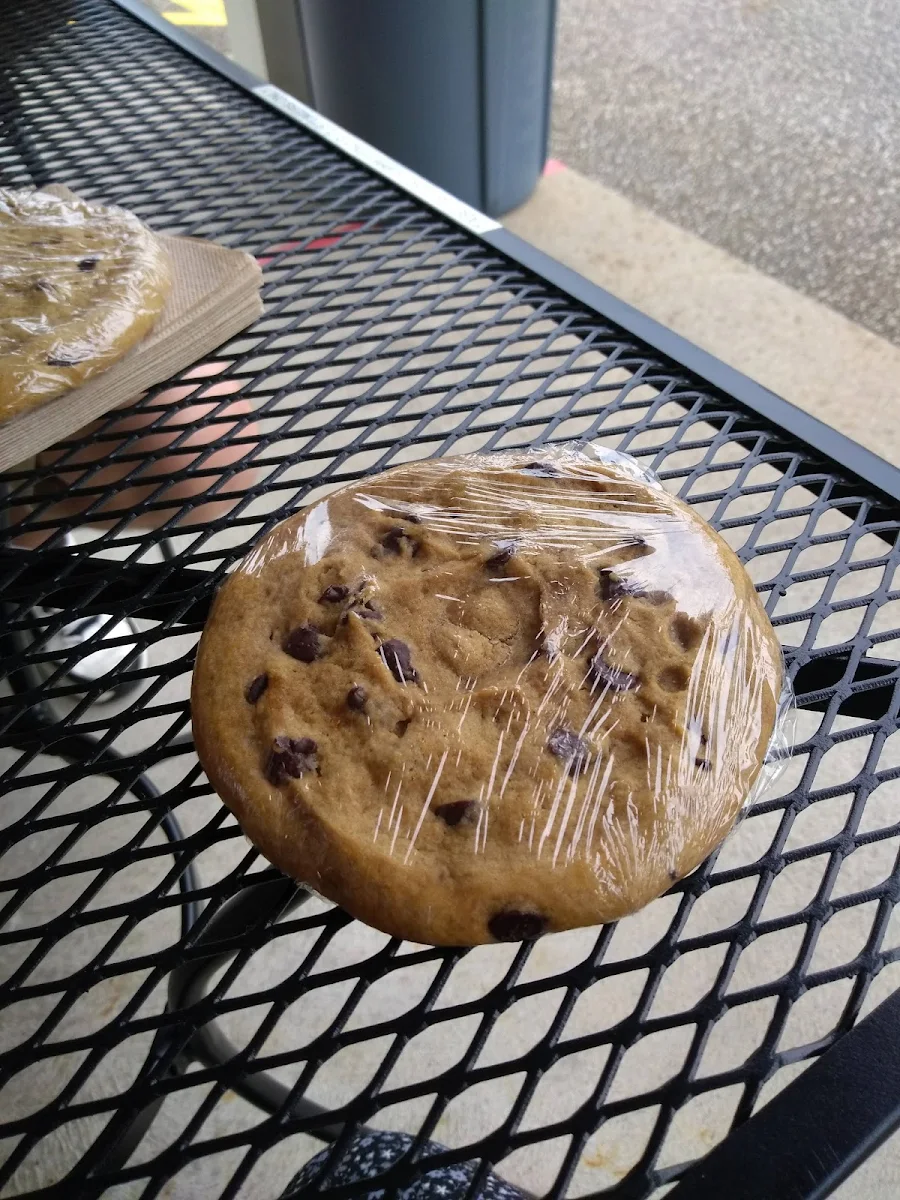 Chocolate Chip Cookie