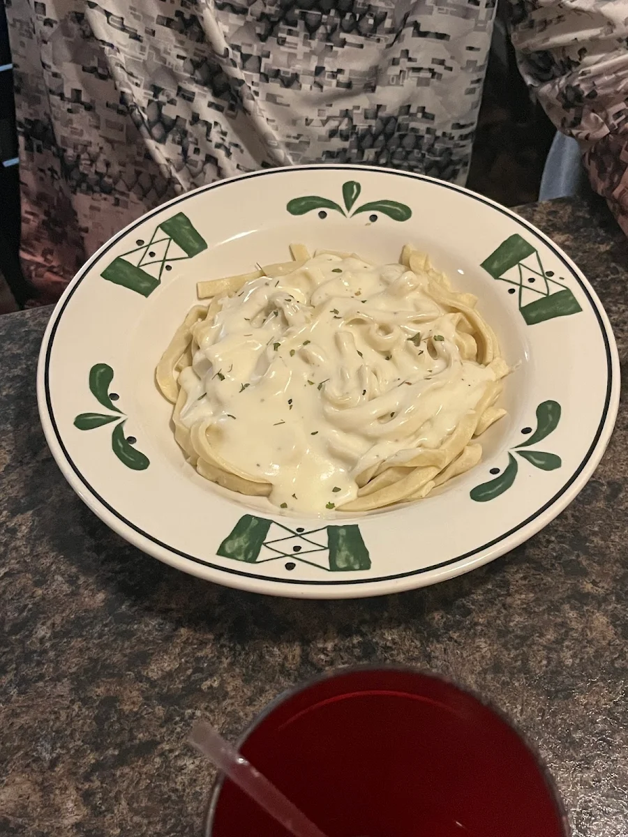 Fettuccine Alfredo