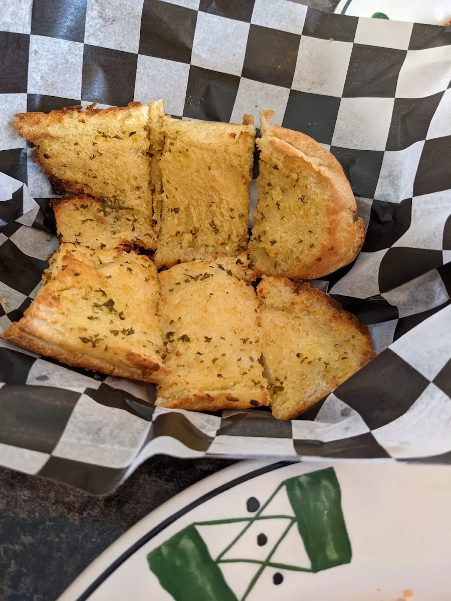 Toasted Garlic Bread with Cheese