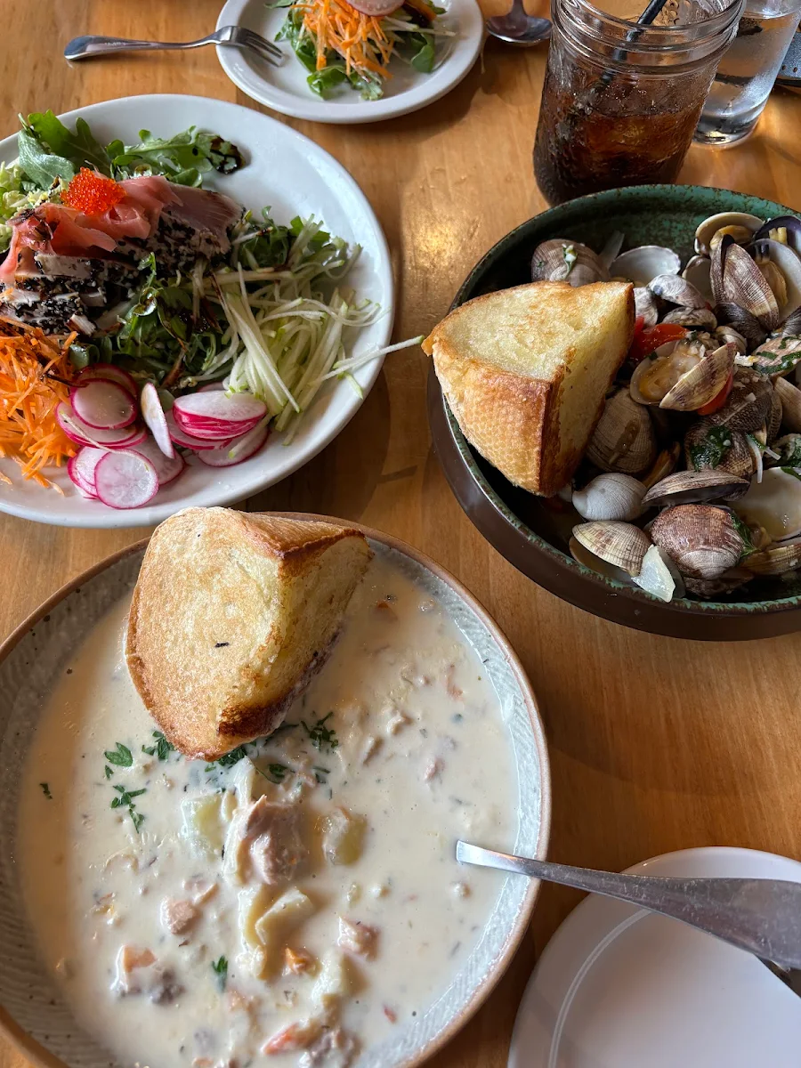 Kats Seafood Chowder