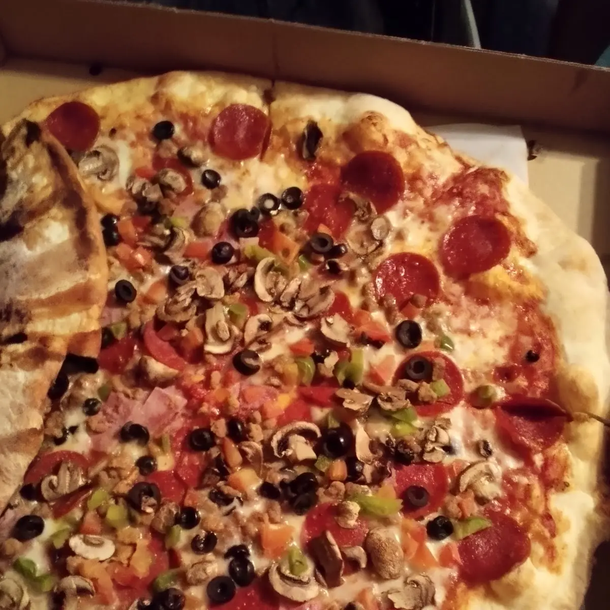 Supreme Pizza