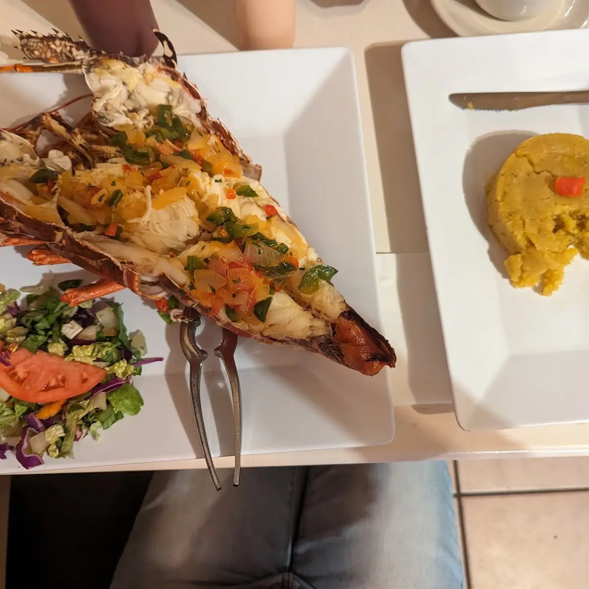 Mofongo Relleno De Langosta En Salsa Criolla