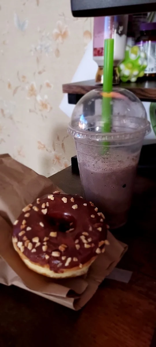 Cookies & Cream Shakes with Boba
