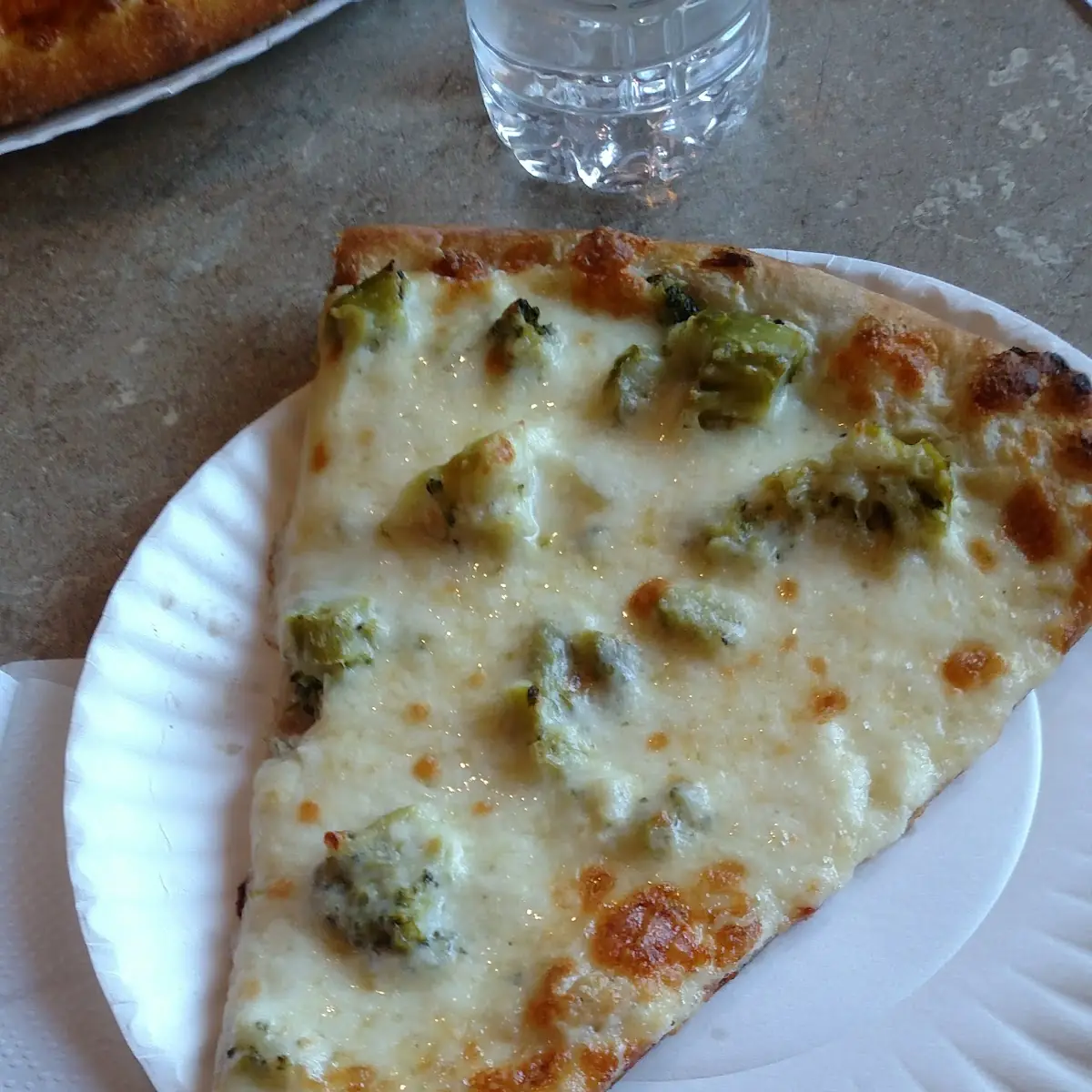 White Pizza w Broccoli