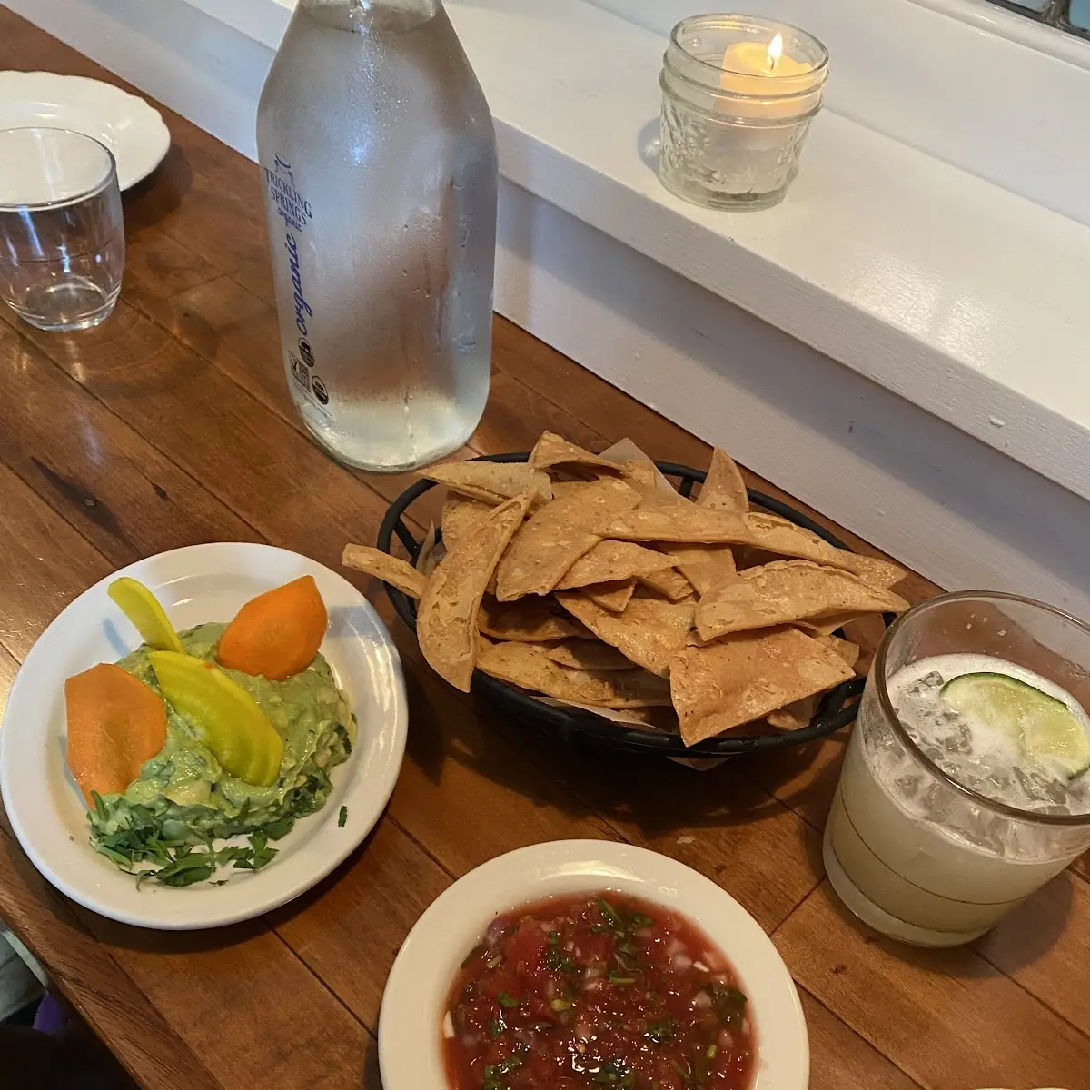 House-Made Chips & Salsa