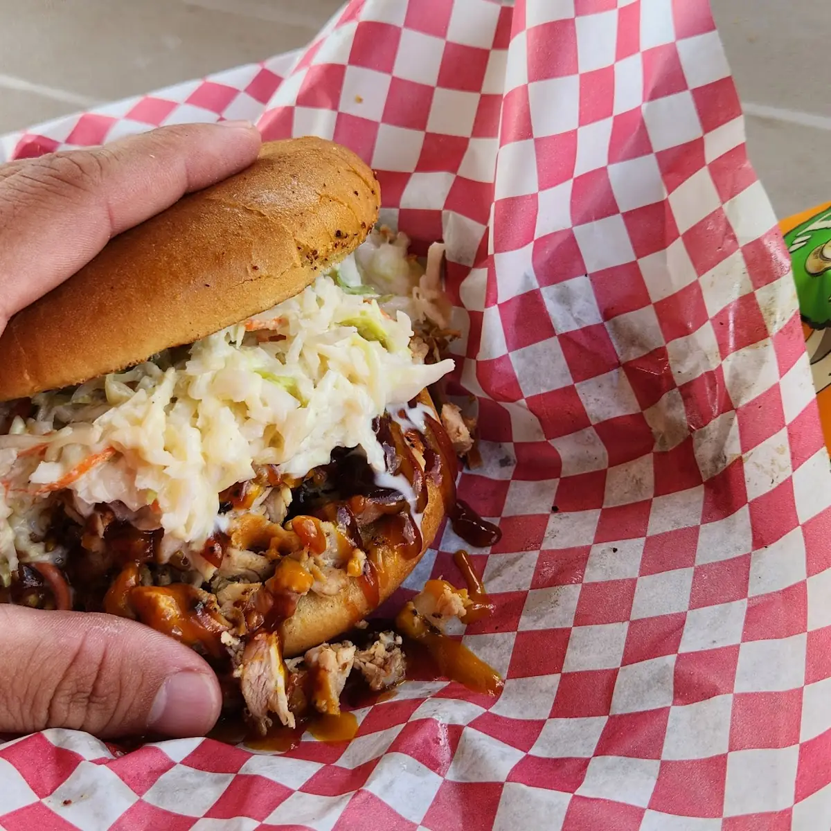 Large Puller Chicken Sandwich with Slaw
