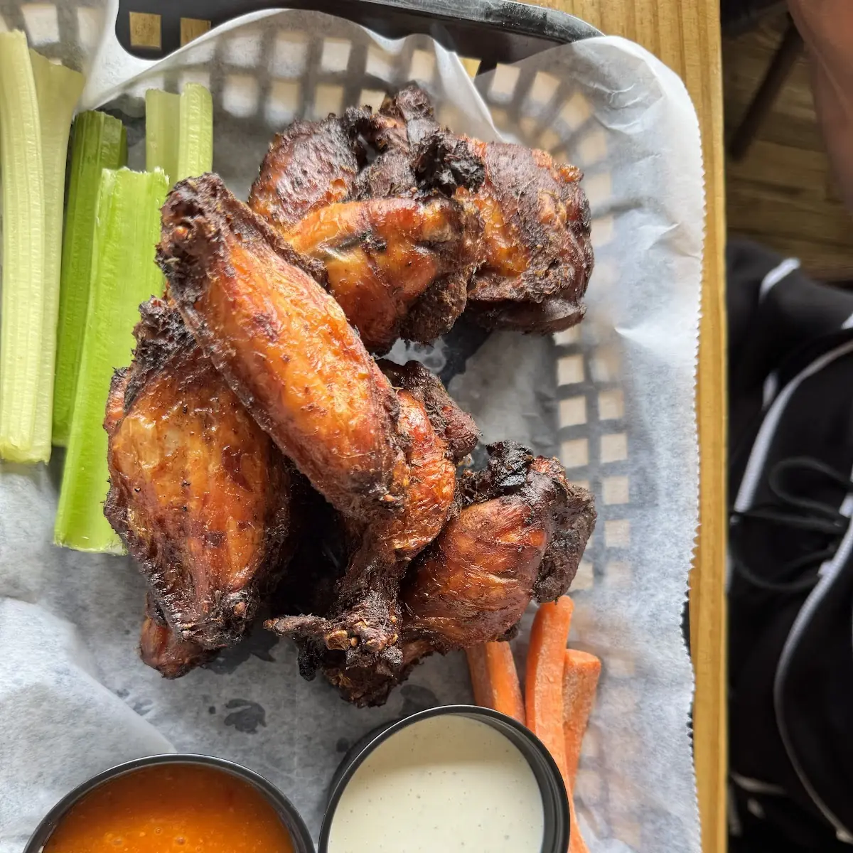 Asian Sauce Wings Blue Cheese Dressing