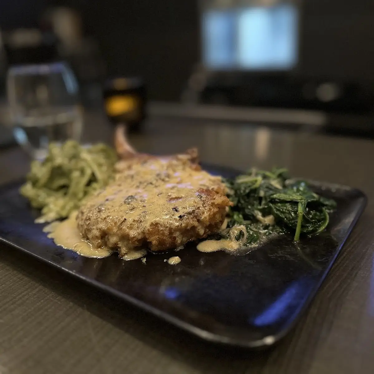 Lan-ROC Bone-In Pork Chop