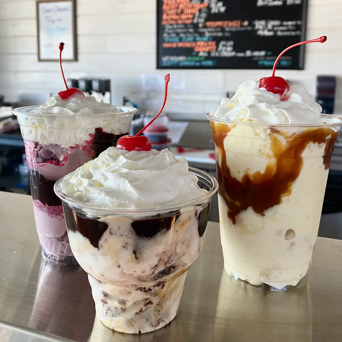 Hot Fudge or Caramel Sundae