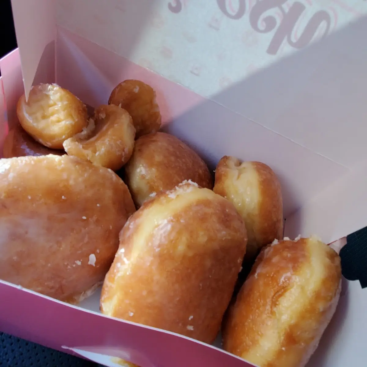 Vanilla Cream Donuts