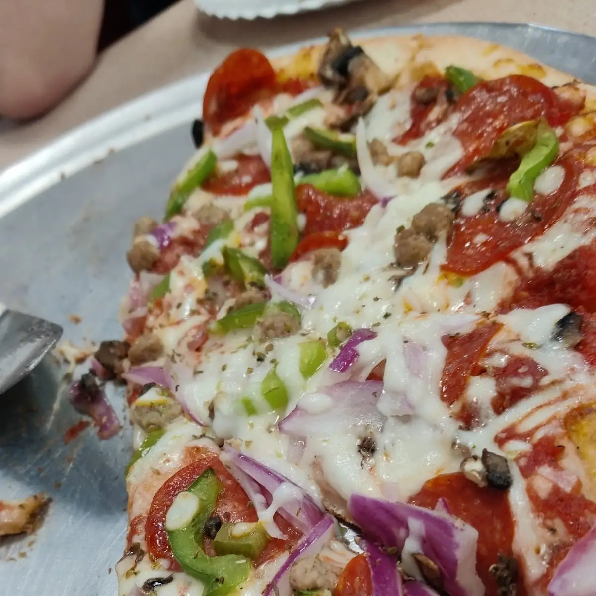 Supreme Pizza lg 14