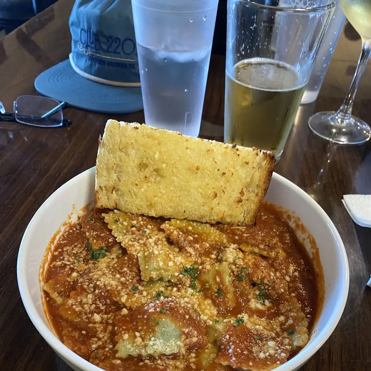 Toasted Garlic Bread and Ravioli