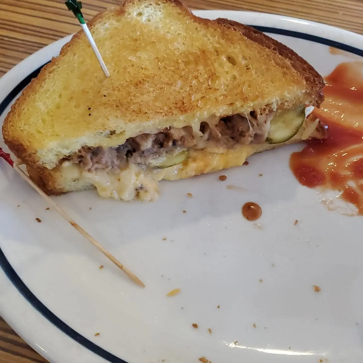 BBQ Mac and Cheese Melt