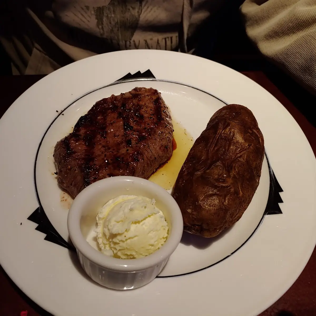 4oz Filet Mignon and Baked Potato