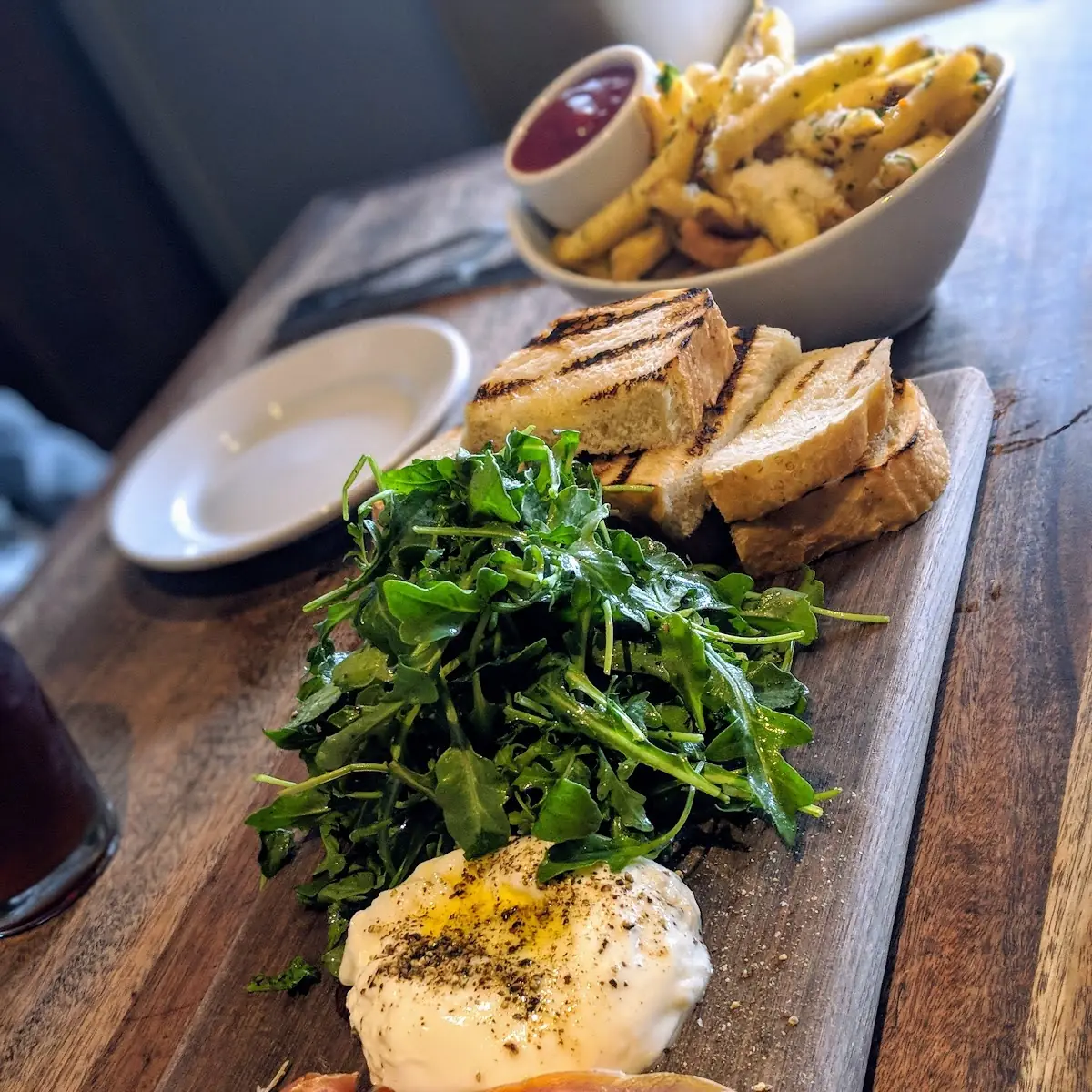 Burrata & Prosciutto w Extra Bread