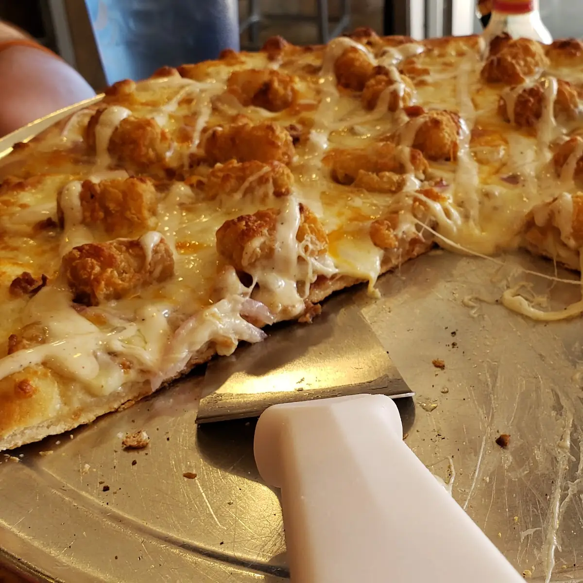 Tater Tot Pizza